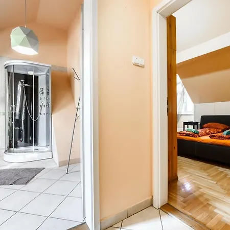 Appartement View To The Roofs Luxury With 2 Bedrooms *
