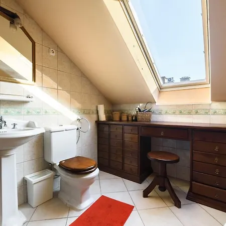 View To The Roofs Luxury With 2 Bedrooms Daire Budapeşte