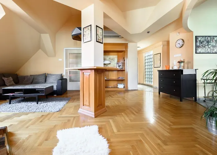 View To The Roofs Luxury With 2 Bedrooms Budapest