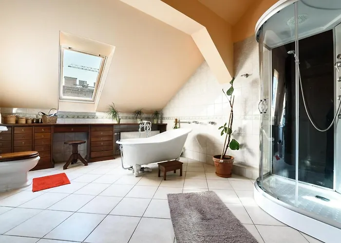 View To The Roofs Luxury With 2 Bedrooms בודפשט