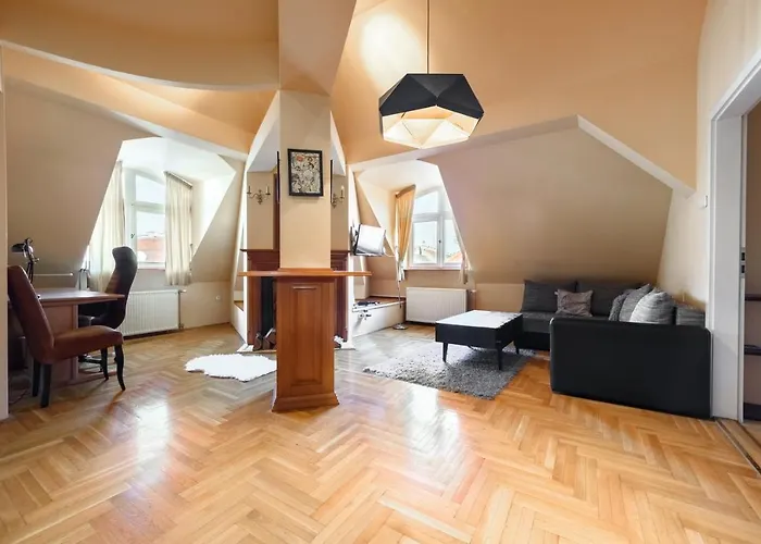 View To The Roofs Luxury With 2 Bedrooms בודפשט